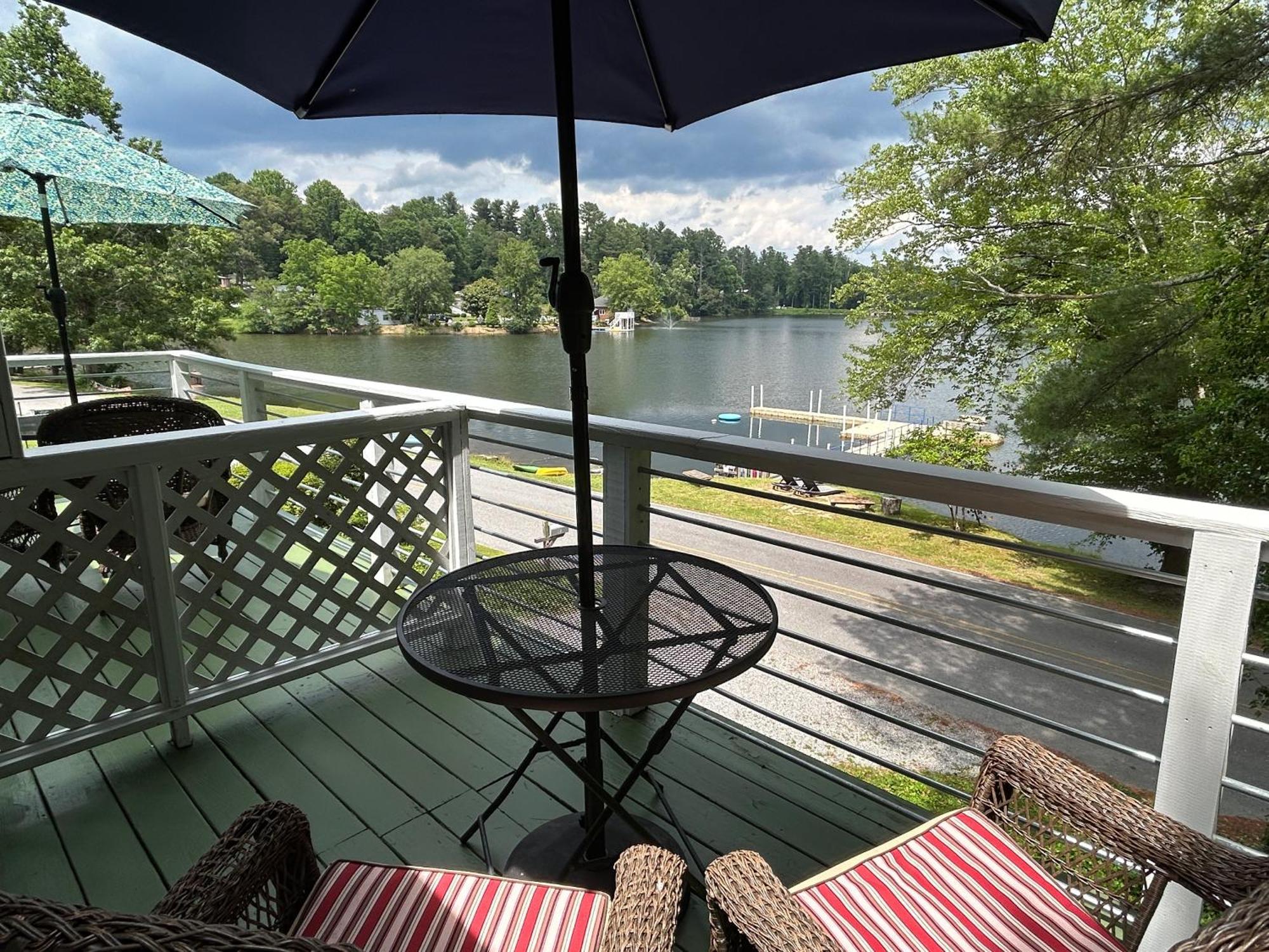 Mountain Lake Cottages Hendersonville Eksteriør billede