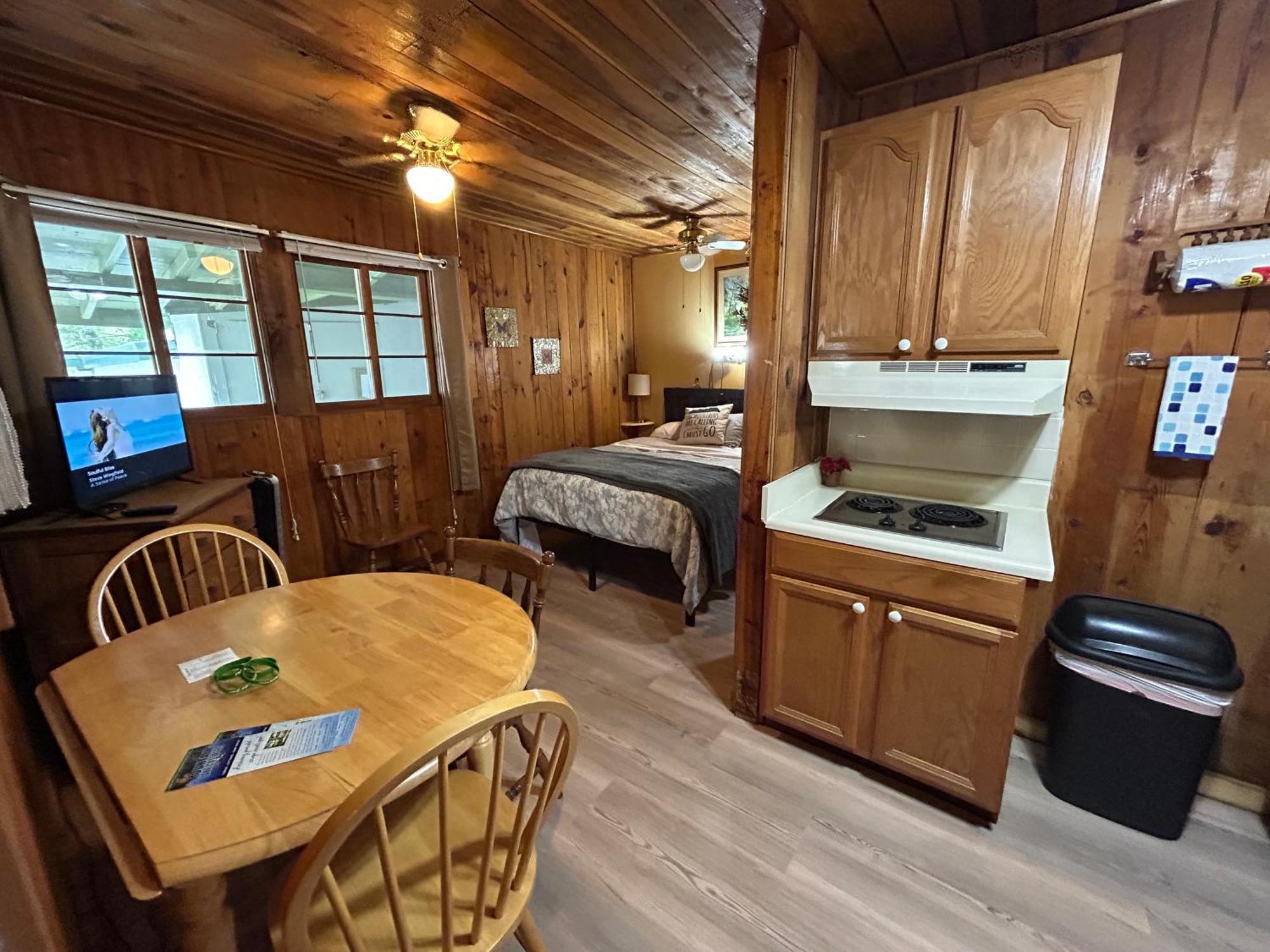 Mountain Lake Cottages Hendersonville Eksteriør billede
