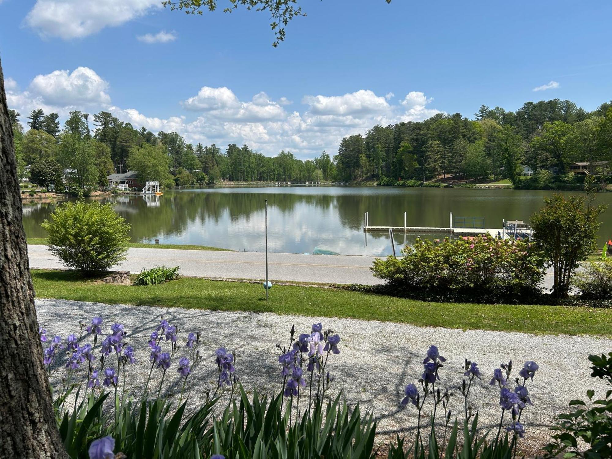 Mountain Lake Cottages Hendersonville Eksteriør billede